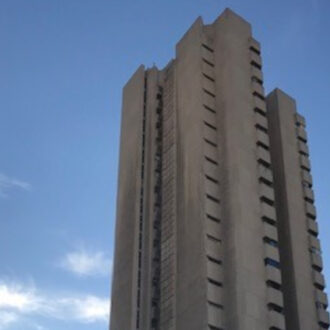 Torre de Valencia, diseñada por Javier Carvajal Ferrer