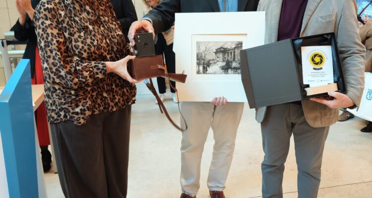 Entrega de premios del VI Concurso de Fotografía del Museo de Historia. Autor: Andrés Pérez Seren