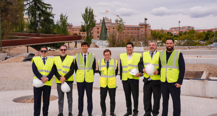 Almeida muestra las obras de Parque Ventas a autoridades y representantes de una treintena de ciudades iberoamericanas