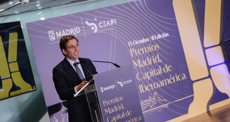 Almeida durante su intervención en los premios 'Madrid, Capital de Iberoamérica'