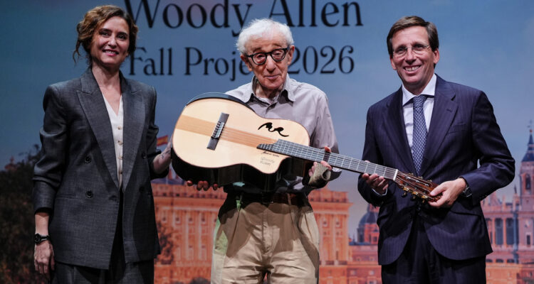 El alcalde de Madrid, José Luis Martínez-Almeida, en la presentación del rodaje de la próxima película de Woody Allen