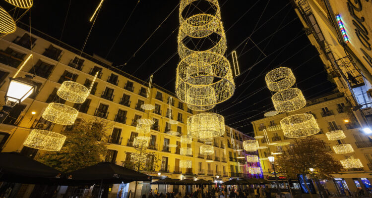 Obra de Pablo Erroz en la plaza de Chueca