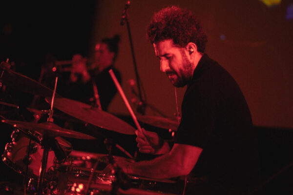 El baterista cubano Ruly Herrera