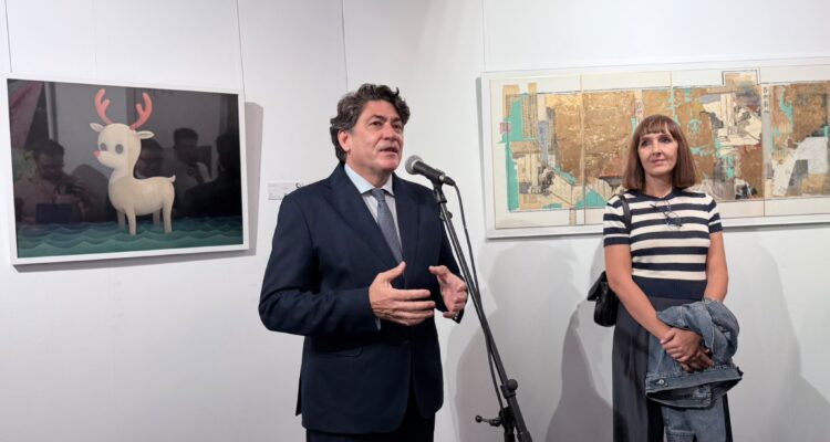 El concejal David Pérez ha visitado esta muestra que se puede visitar hasta el próximo 27 de noviembre